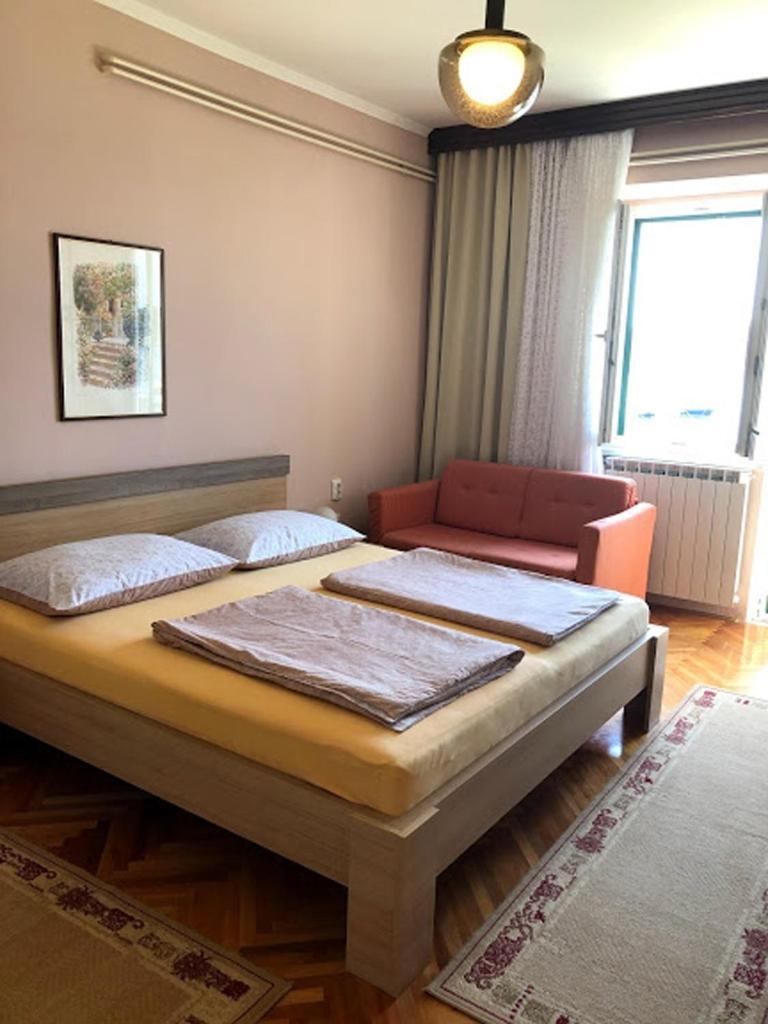 Apartments And Rooms By The Sea Barbat, Rab - 4973 Rab Town Ngoại thất bức ảnh