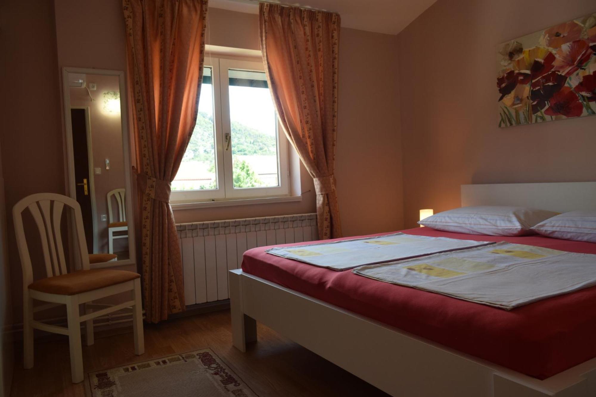 Apartments And Rooms By The Sea Barbat, Rab - 4973 Rab Town Ngoại thất bức ảnh