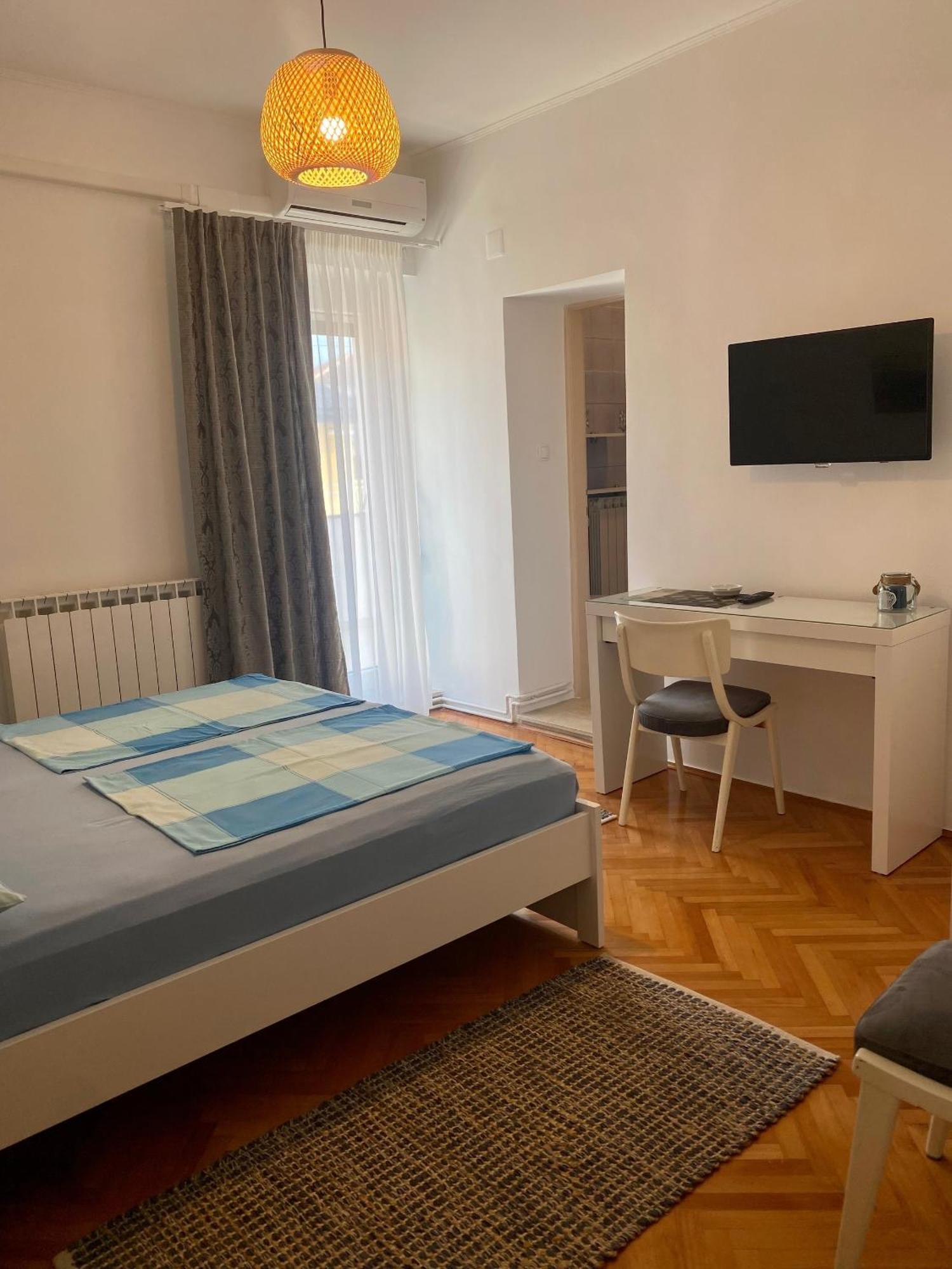 Apartments And Rooms By The Sea Barbat, Rab - 4973 Rab Town Phòng bức ảnh