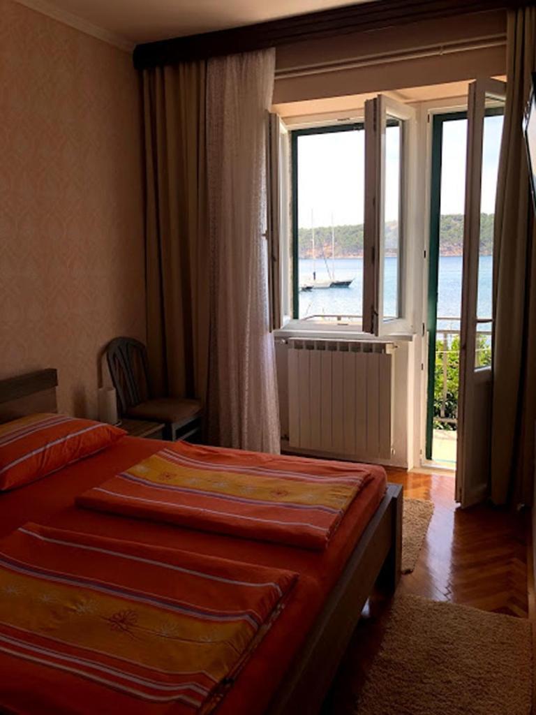 Apartments And Rooms By The Sea Barbat, Rab - 4973 Rab Town Phòng bức ảnh