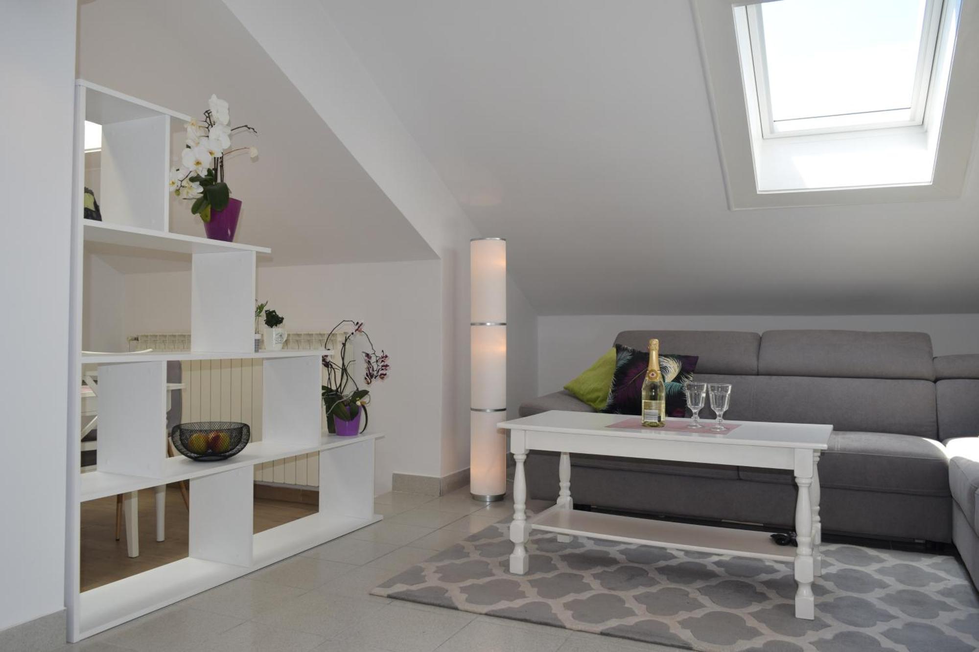 Apartments And Rooms By The Sea Barbat, Rab - 4973 Rab Town Phòng bức ảnh